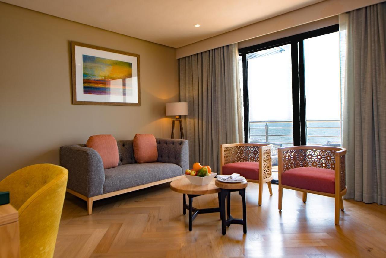 Sunbird Waterfront Hotell Salima Exteriör bild