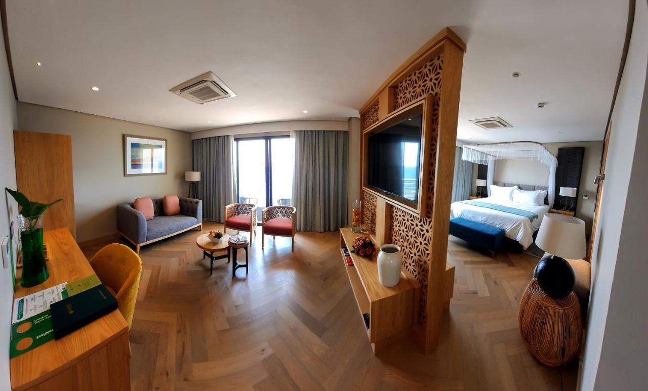 Sunbird Waterfront Hotell Salima Exteriör bild
